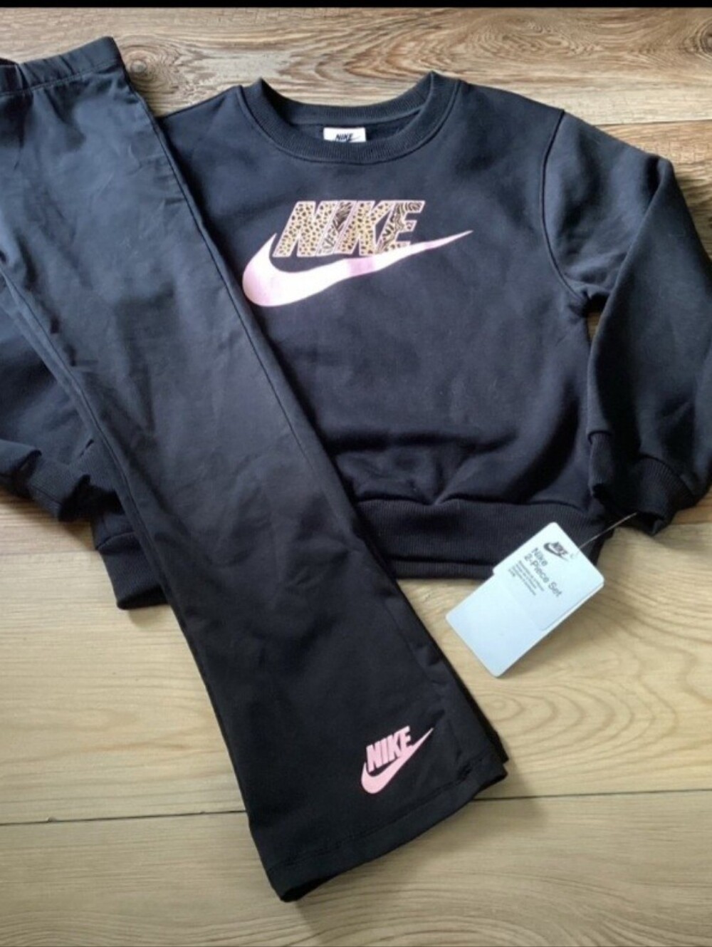 Nike Girls  Sweatshirt & Leggings Set with Pink Logo Size 6X(NWT)~PRICE IS FIRM~